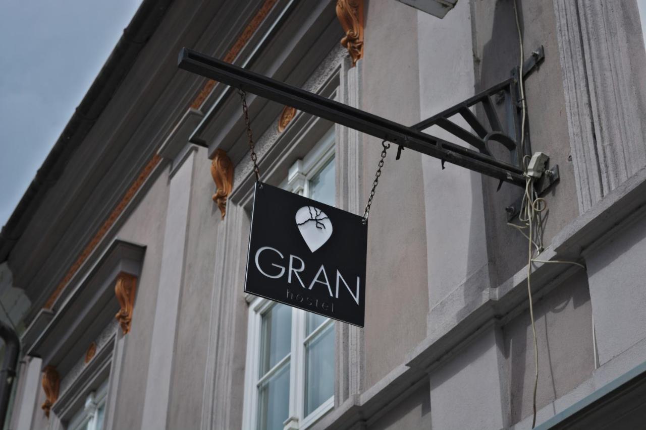 Gran Hostel Banská Bystrica Exterior foto